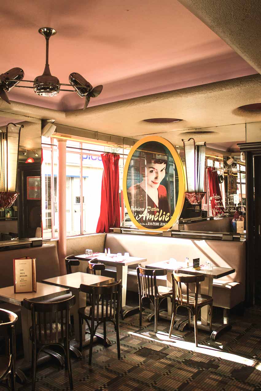 Café des deux moulins a Montmartre