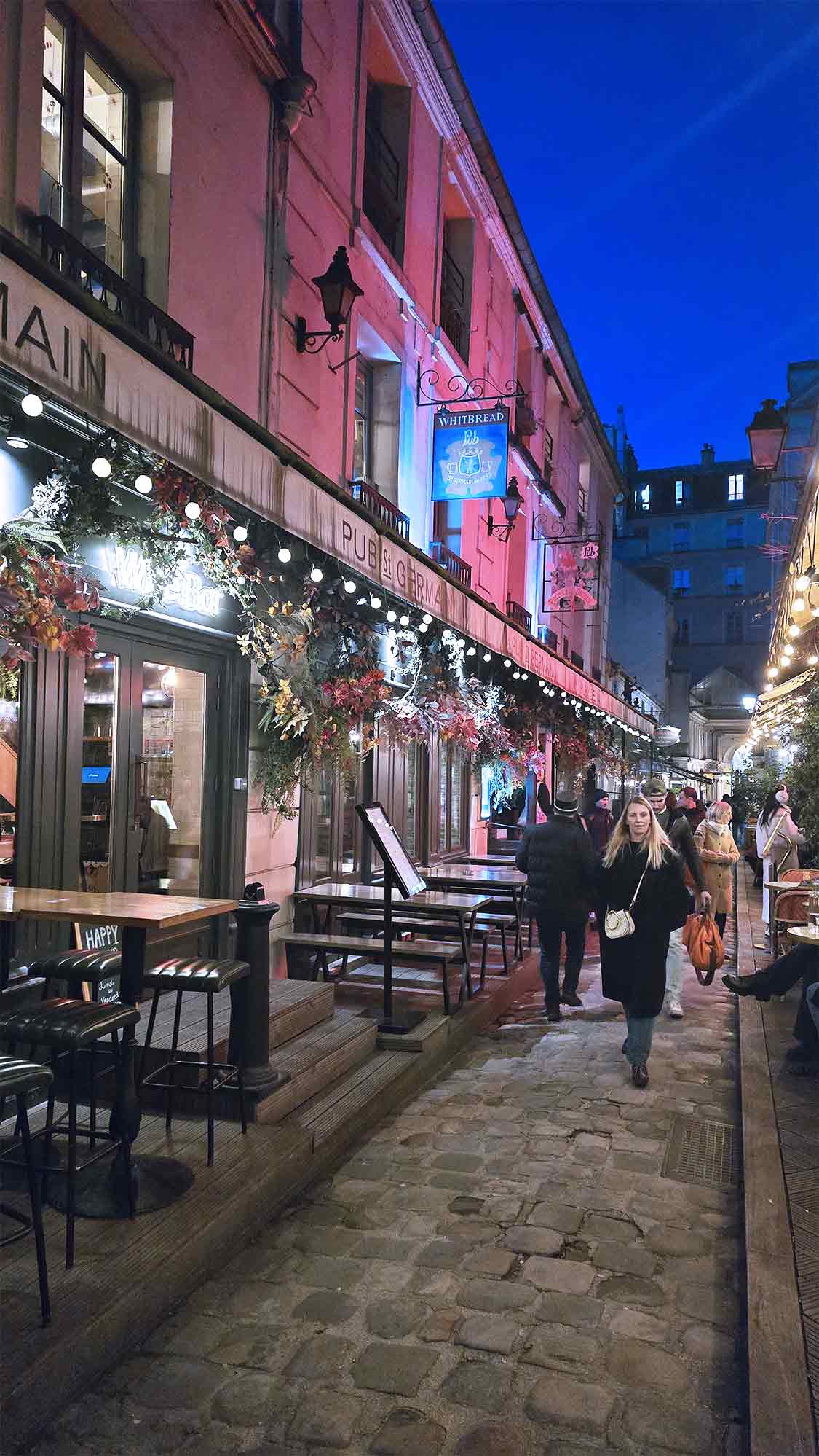 Parigi, Cour du Commerce Saint-André, una passaggiata serale