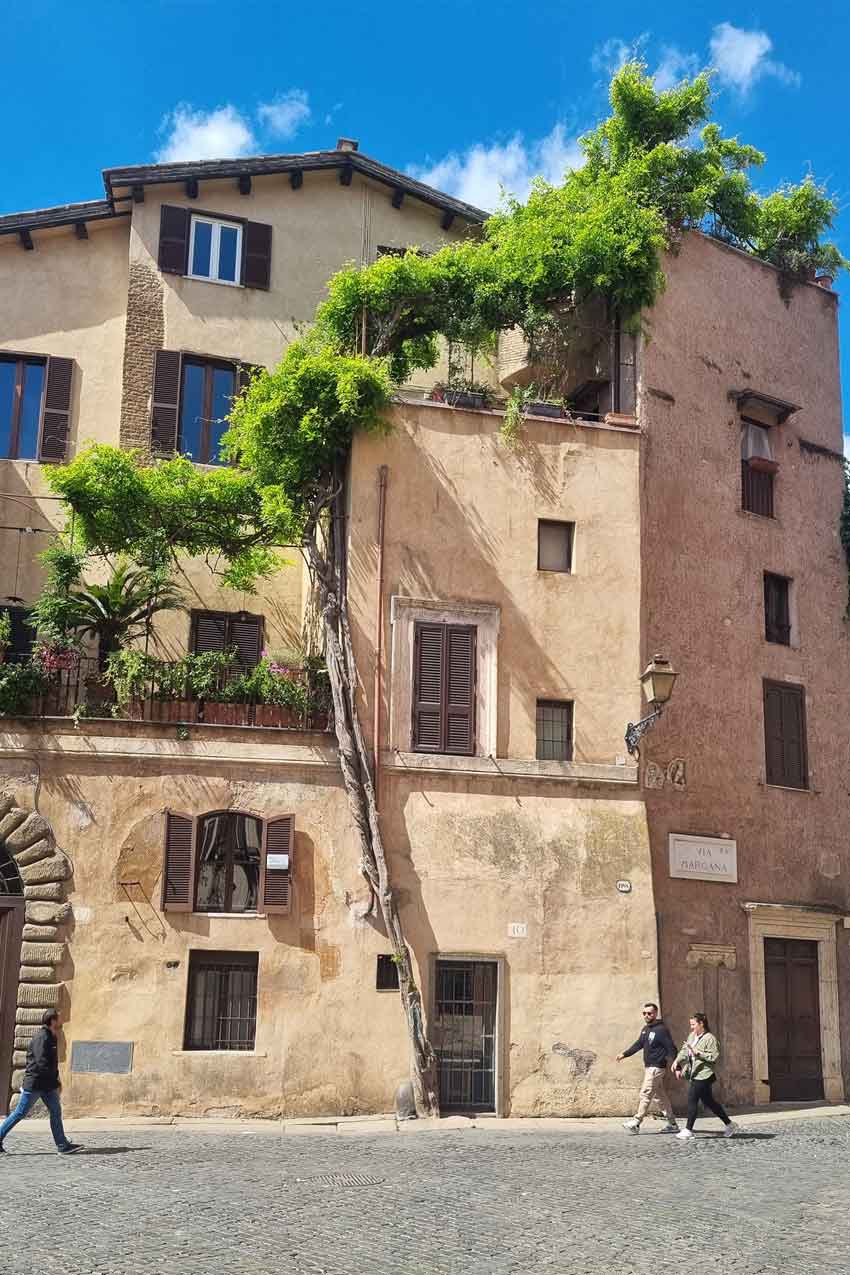 Roma, Piazza Margana