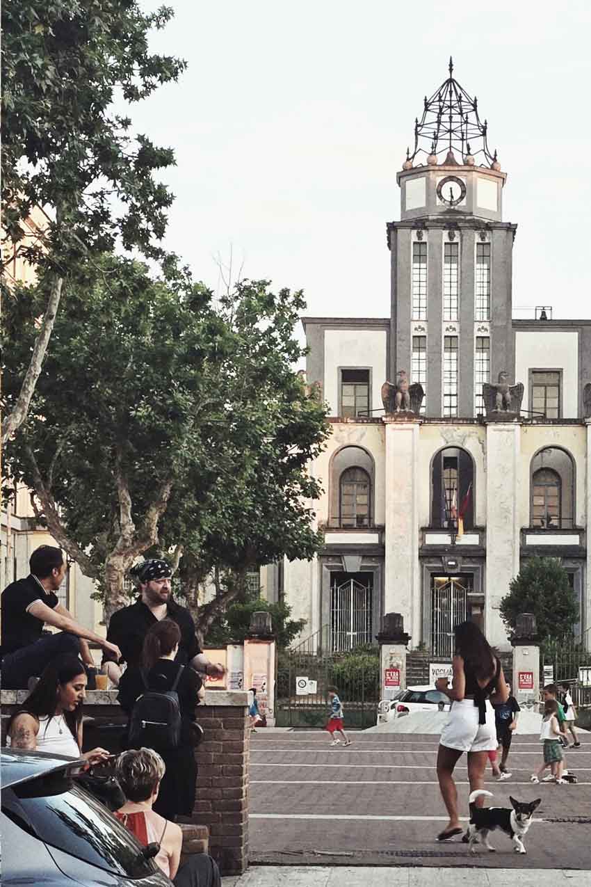 Rome, Garbatella, apéro à Piazza Sauli