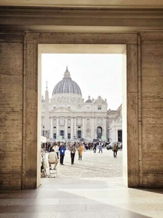 Rome, Place Saint-Pierre