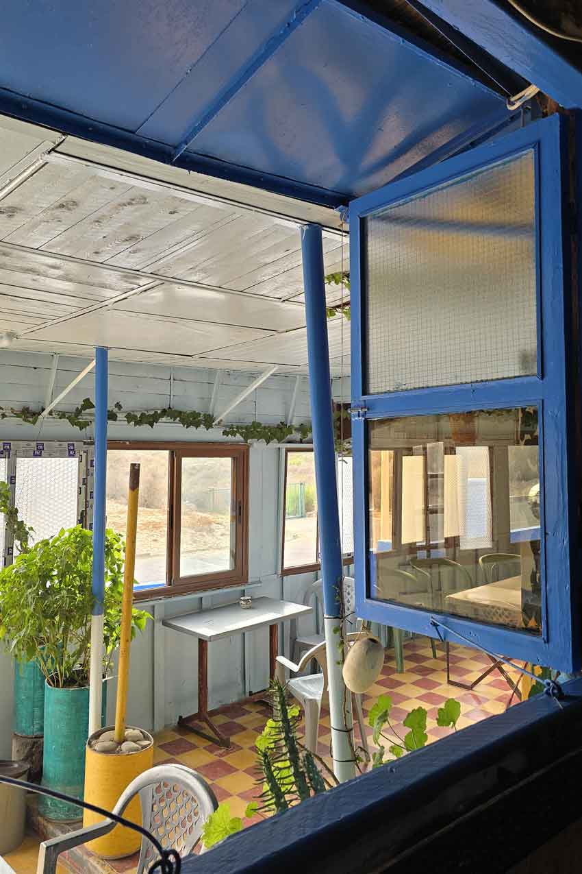 Maroc, Diabat, café Hendrix, l'héritage hippie